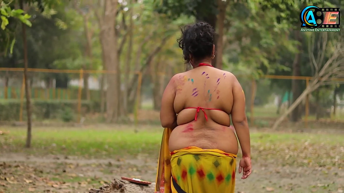 Holi Special Saree Video Shoot Holi Saree Fashion Show Holi Shoot