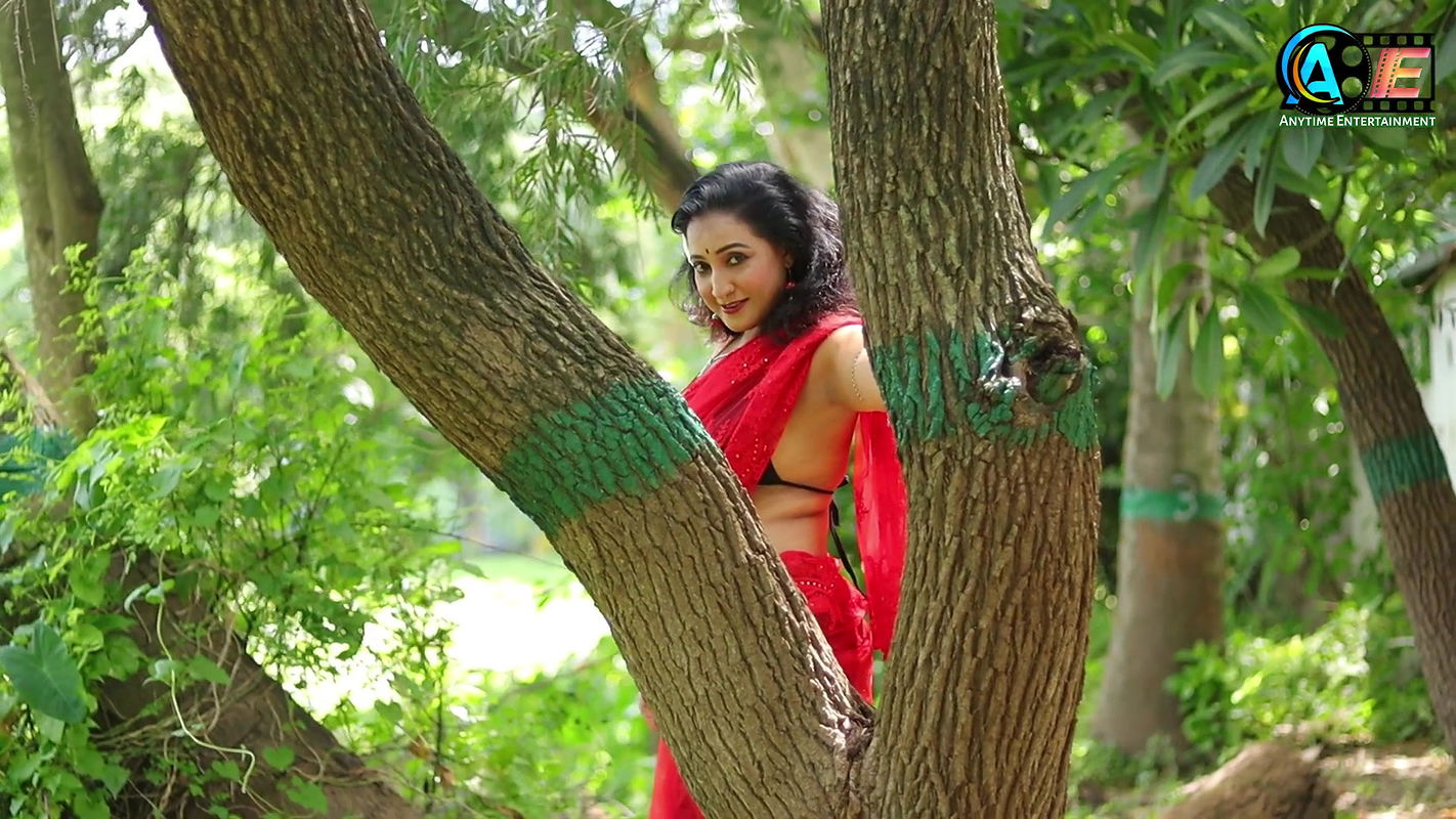 Hot And Bold Saree Video Shoot Hot Model Mili Saree Fashion Shoot Saree Shoot