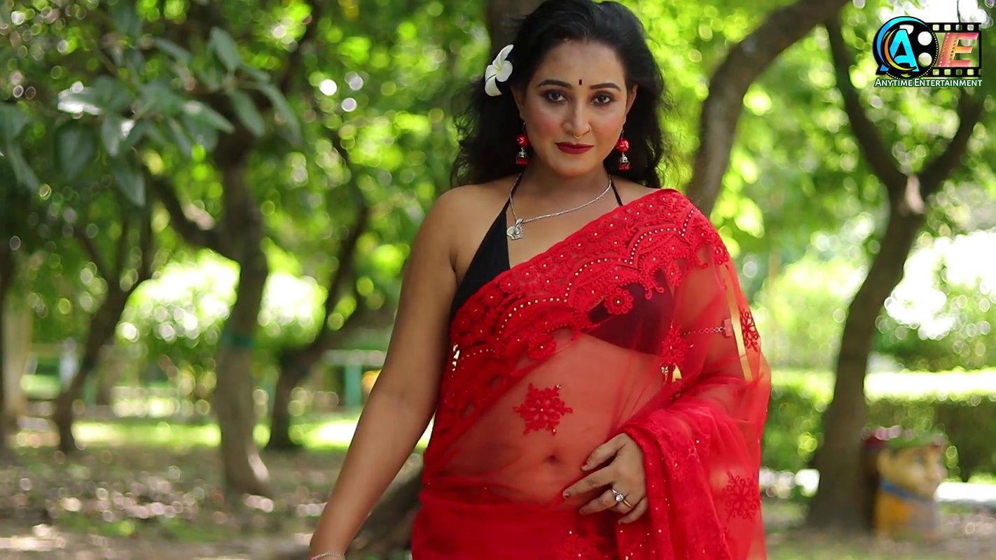 Hot And Bold Saree Video Shoot Hot Model Mili Saree Fashion Shoot Saree Shoot
