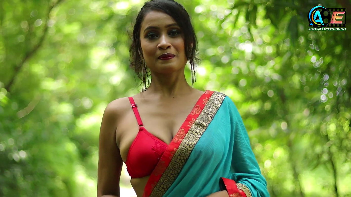 Hot And Bold Saree Video Shoot Hot Model Sriparna Clevles Show Saree Fashion Shoot Saree Shoot