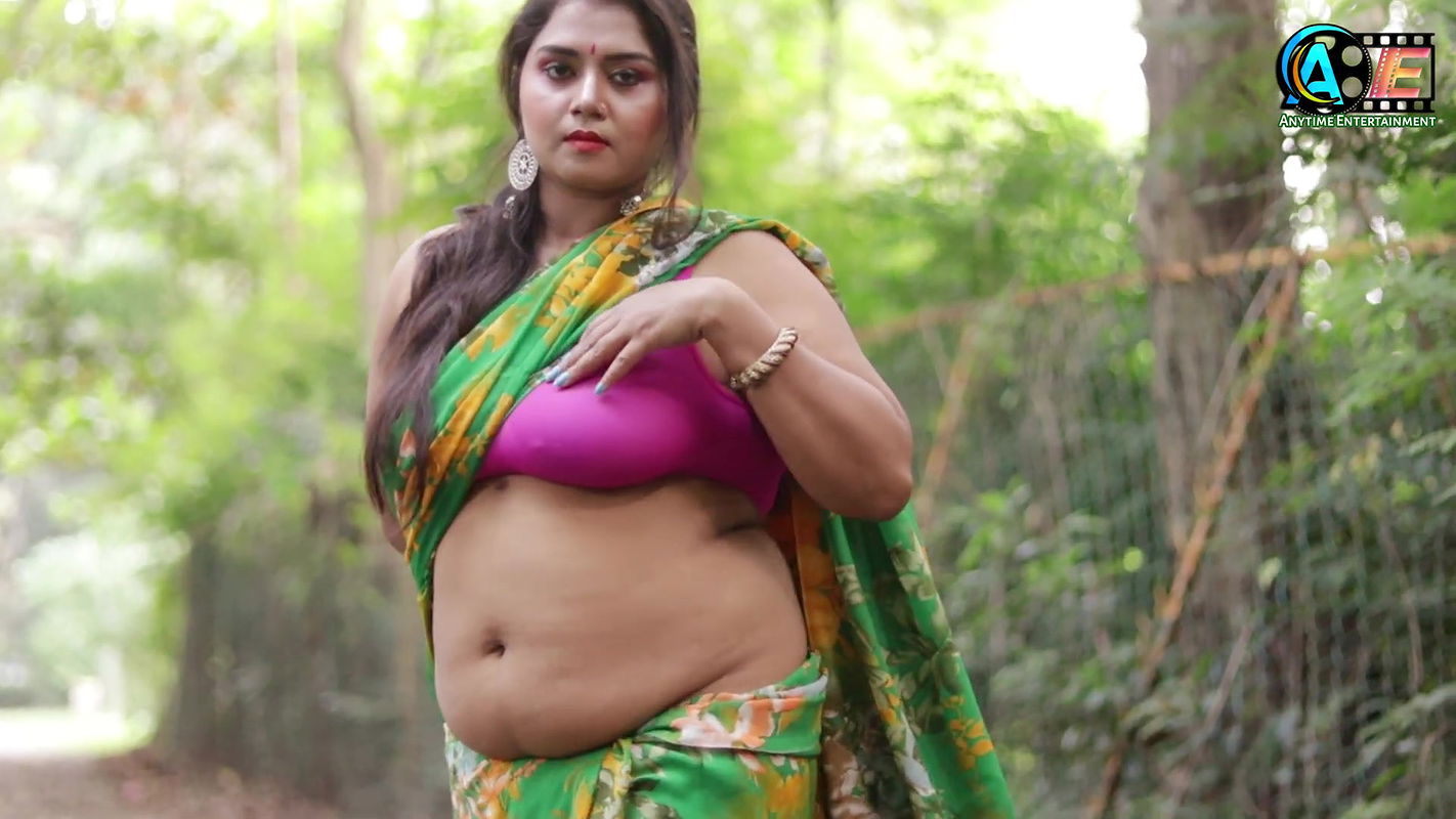 Hot And Bold Saree Video Shoot Model Debjani Navel Show Saree Shoot Saree Fashion Shoot