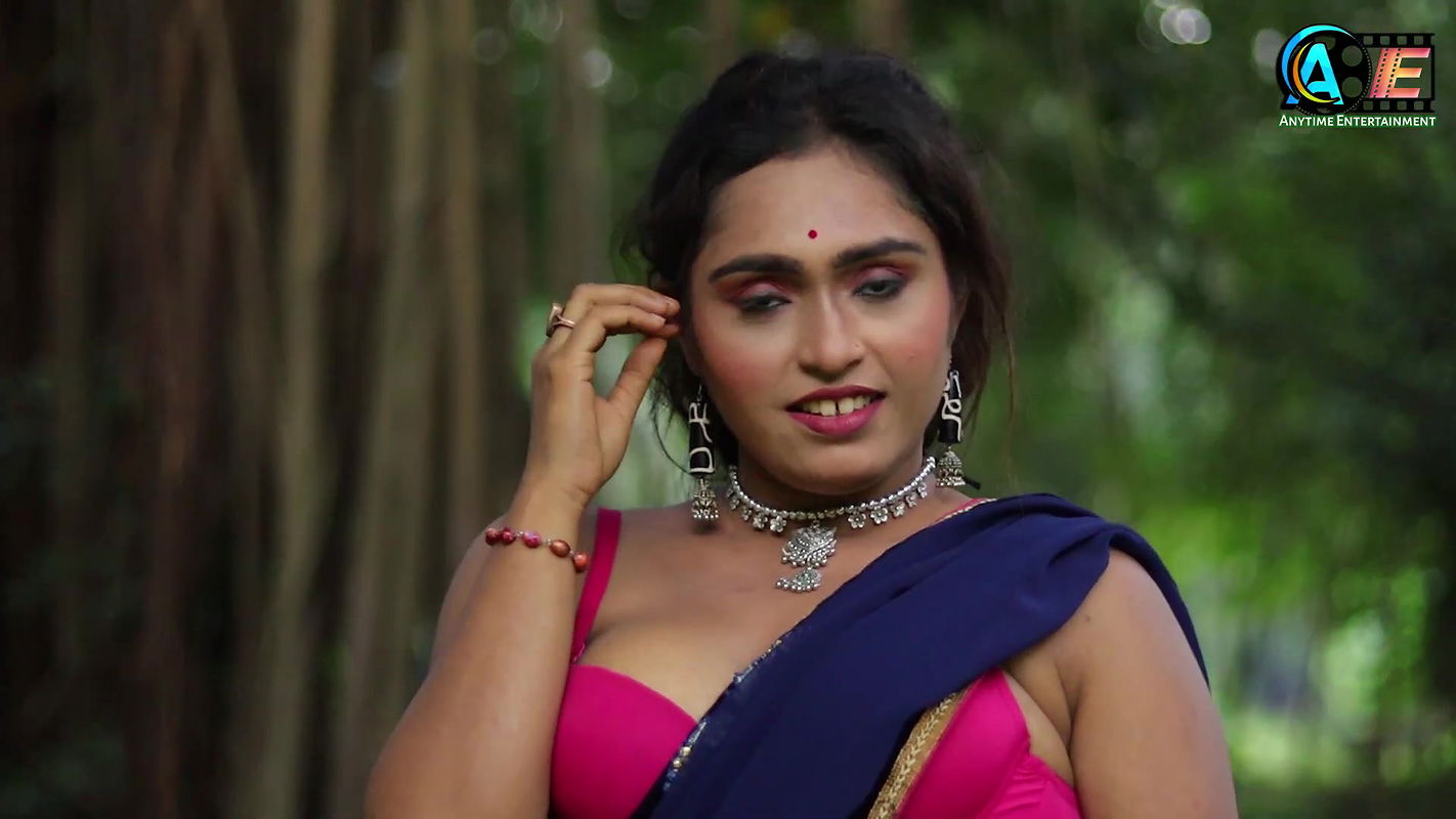 Arimita Hot And Bold Saree Video Shoot Model Cleavage Show Saree Shoot Saree Fashion Shoot