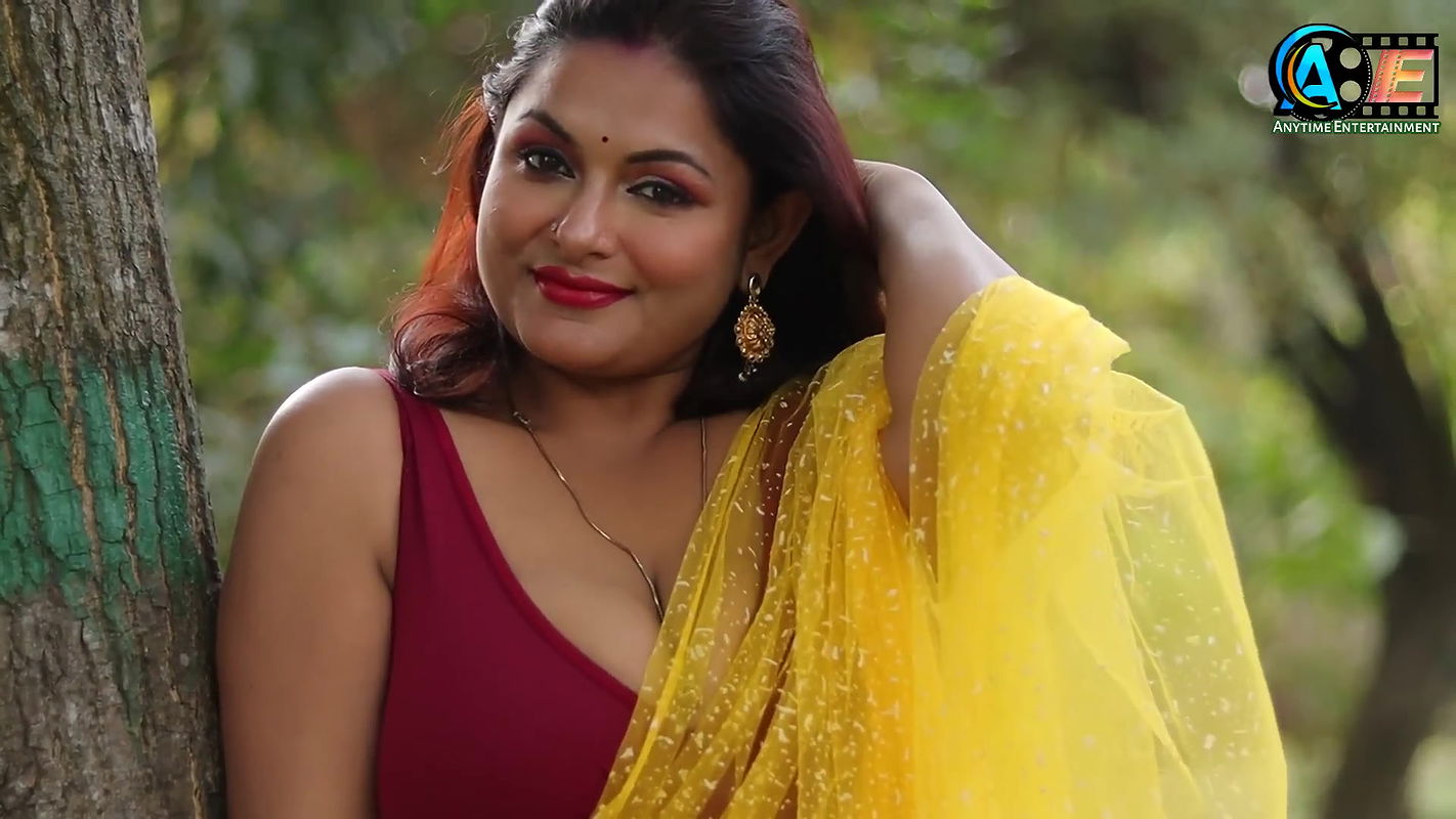Babita Bhabhi Exclusive Saree Video Shoot Join ‘Membership’ For Exclusive Content