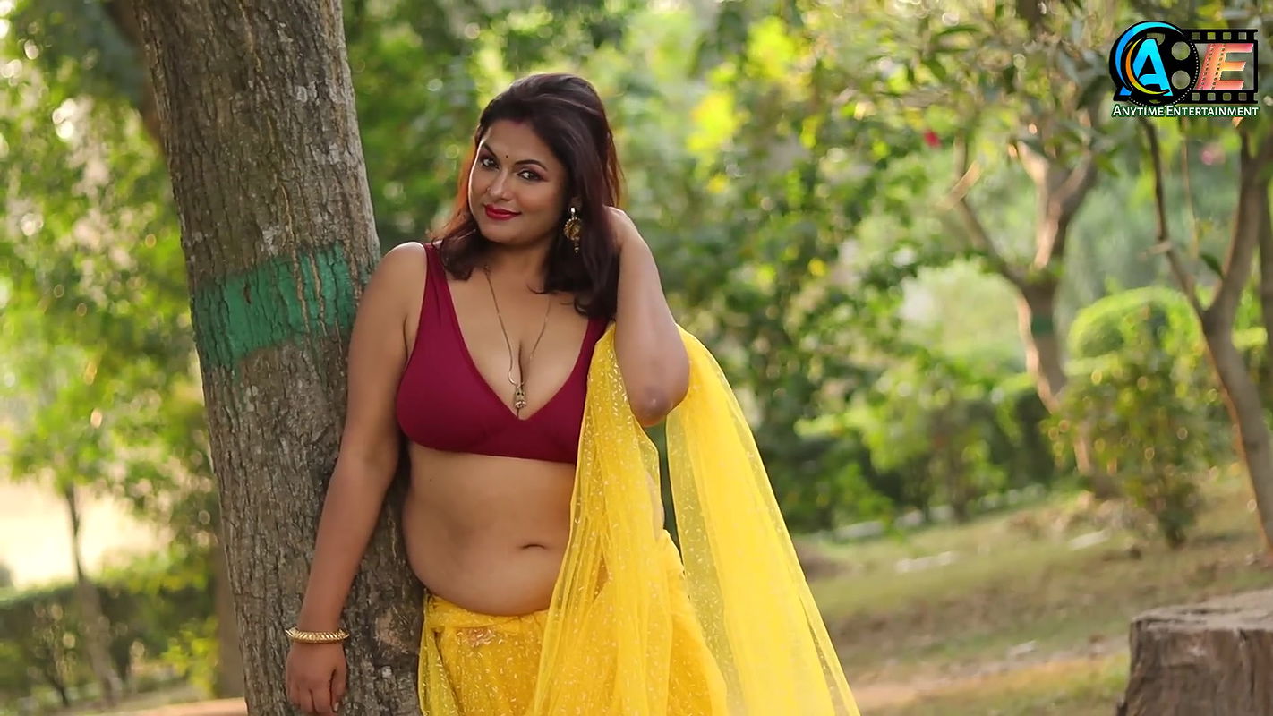 Babita Bhabhi Exclusive Saree Video Shoot Join ‘Membership’ For Exclusive Content