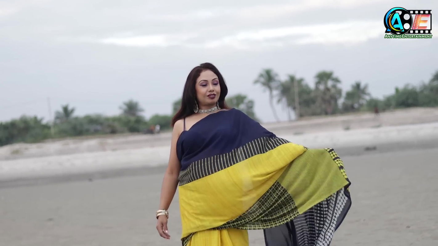 Bold Saree Shoot Hot Saree Shoot Healthy Chubby Model Kobita Exclusive Hot Navel Show Video