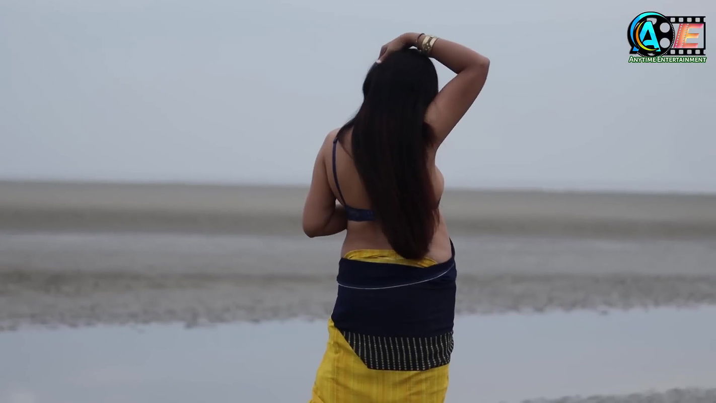 Bold Saree Shoot Hot Saree Shoot Healthy Chubby Model Kobita Exclusive Hot Navel Show Video