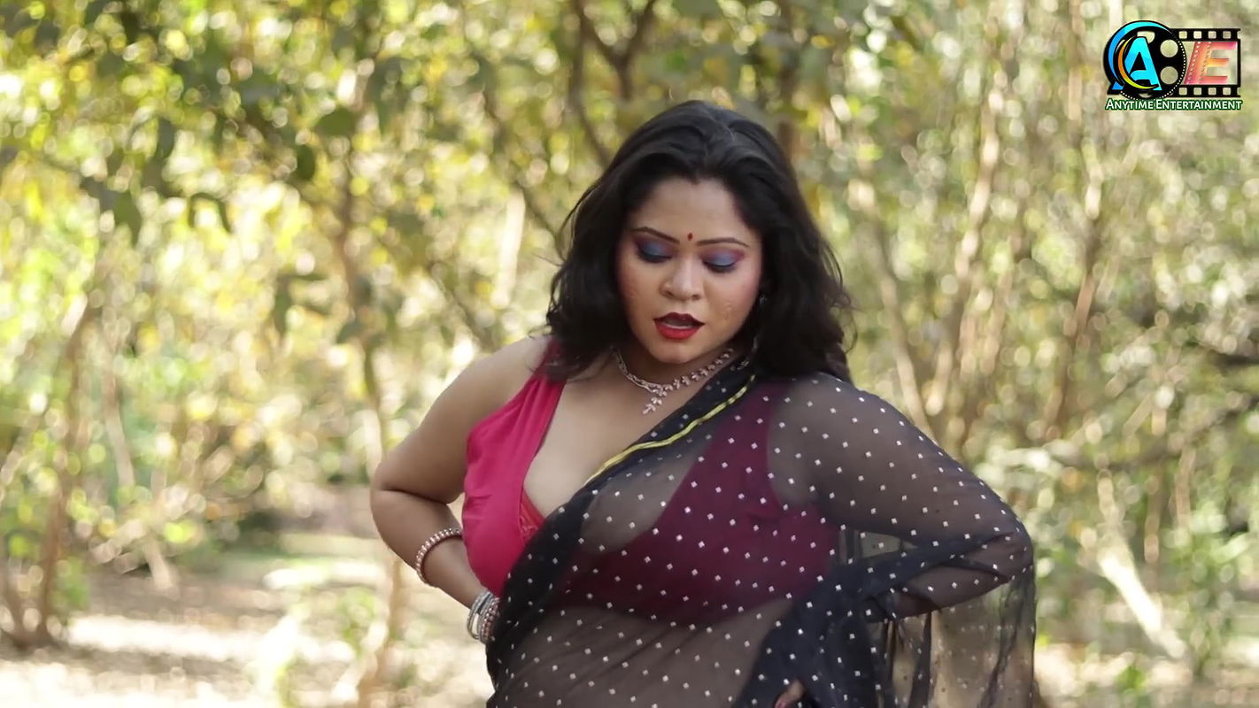 Bold Saree Shoot Hot Saree Shoot Healthy Chubby Model Shrestha Exclusive Hot Navel Show Video