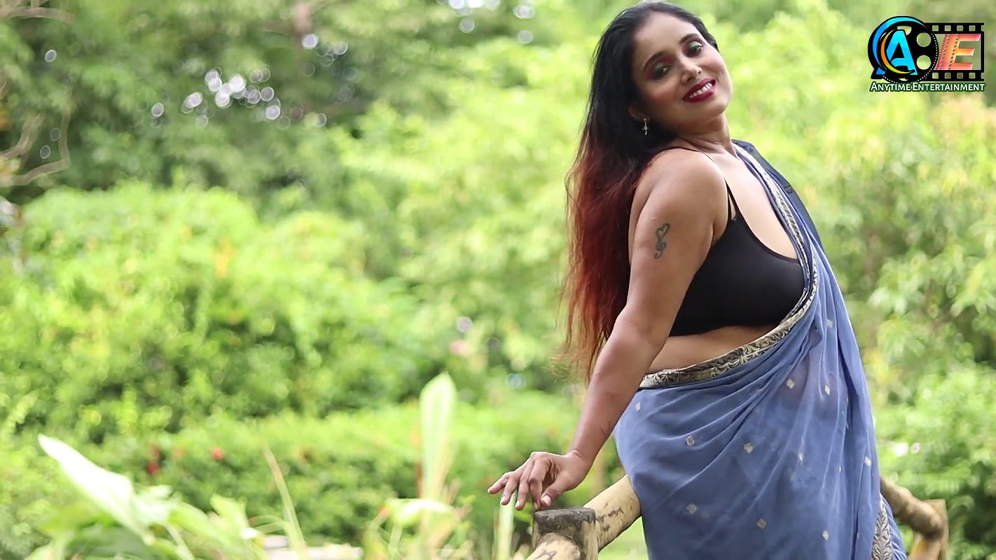 Bong Beauty Model Saree Fashion Shoot Saree Sundari Saree Shoot Saree Lover Indian Beauty