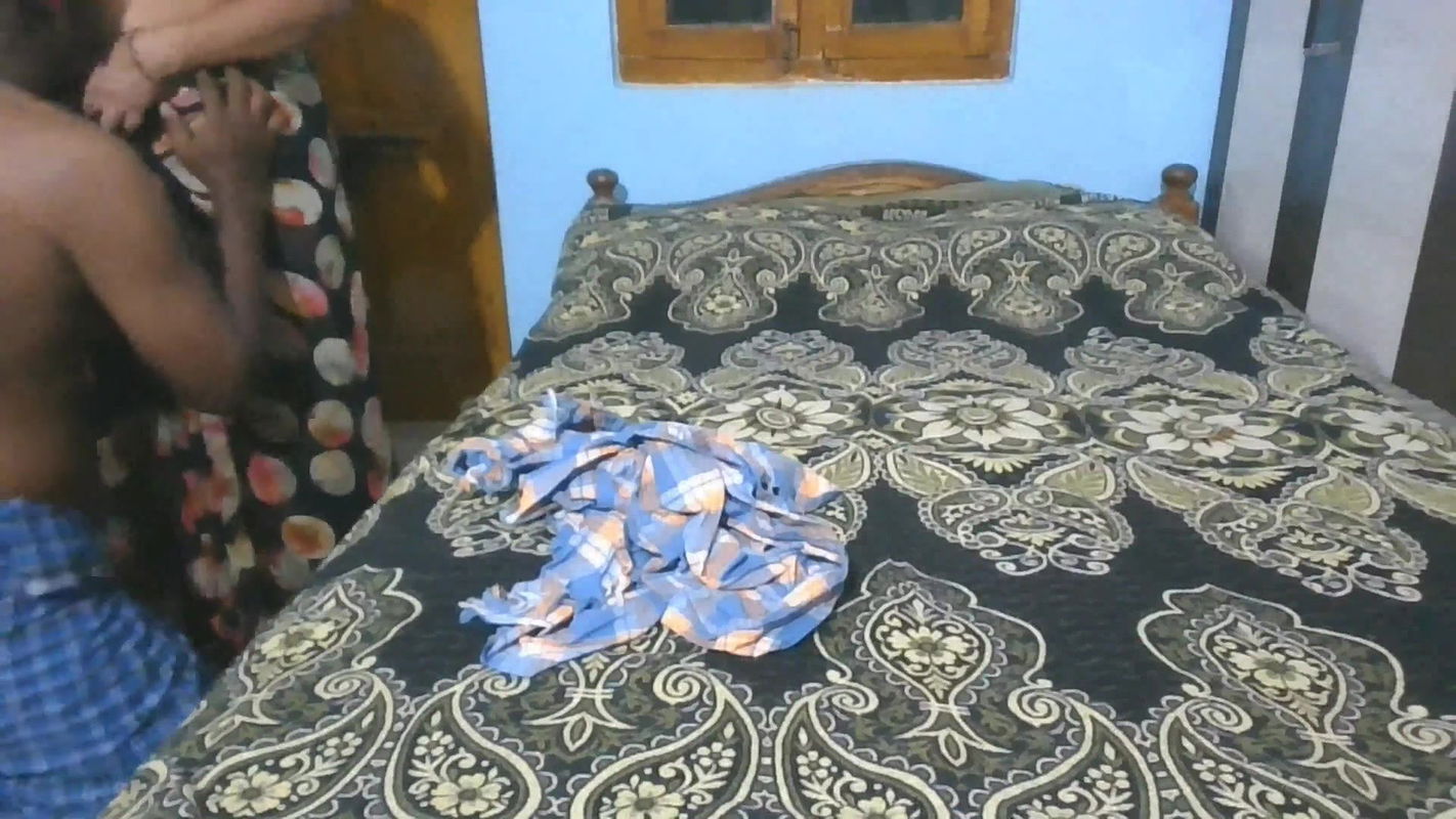 Fucking a Hot Wife at Home