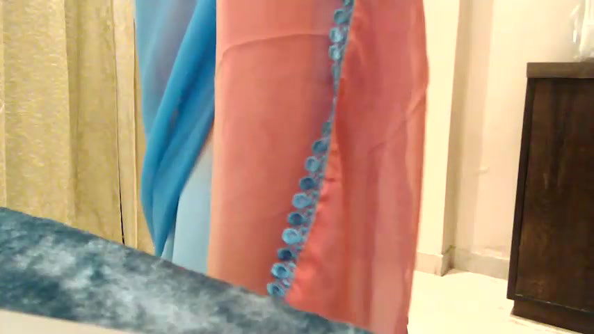 Stripchat-Public.Show-f-chhui_mui-2024.10.21.234311