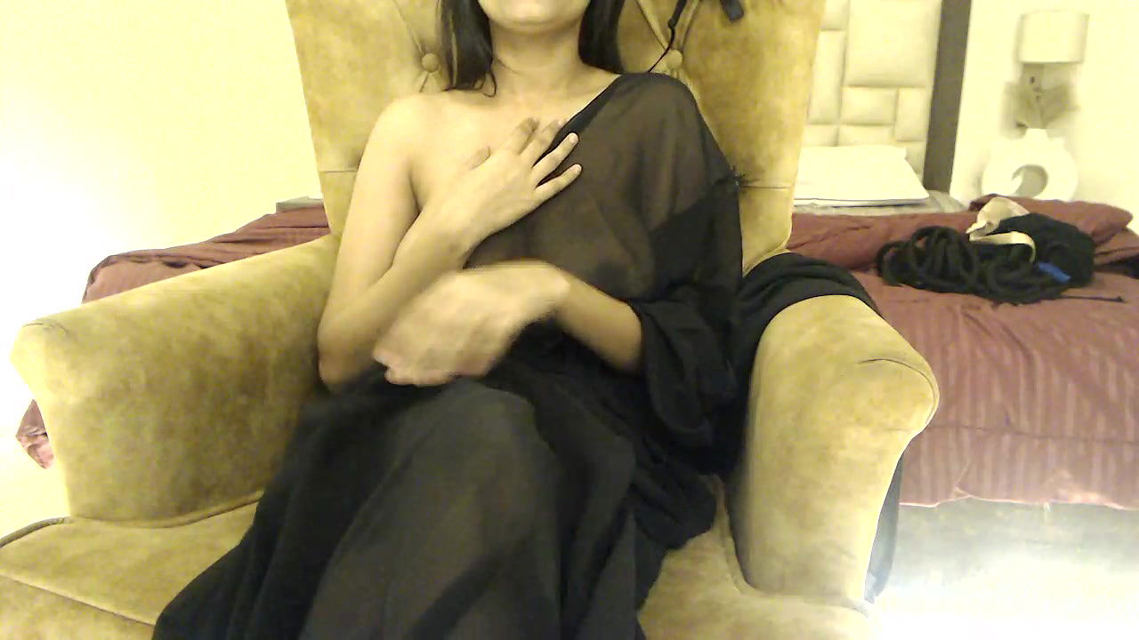 Stripchat-Public.Show-f-chhui_mui-2024.11.17.230047