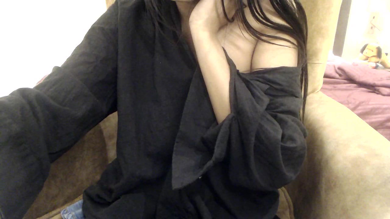 Stripchat-Public.Show-f-chhui_mui-2024.12.07.222516