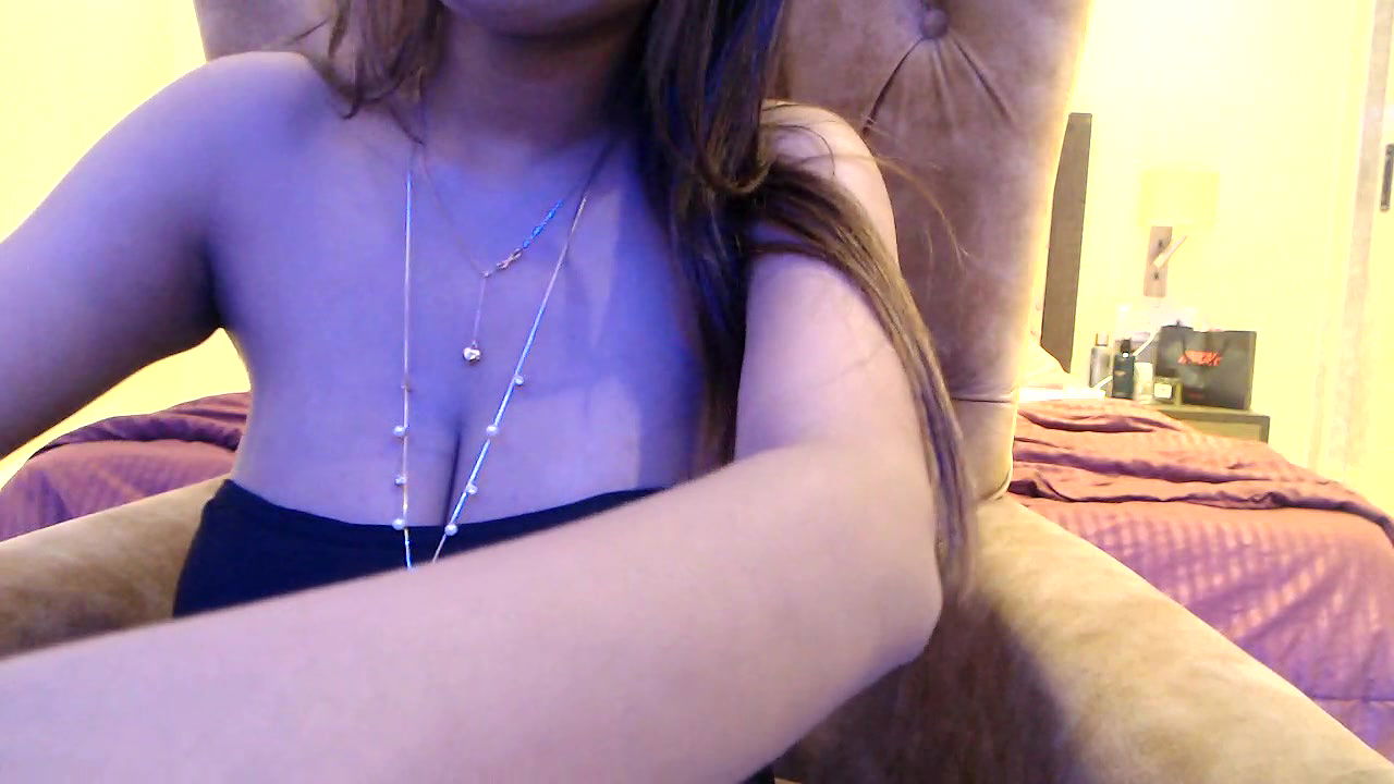 Stripchat-Public.Show-f-chhui_mui-2025.01.20.011743