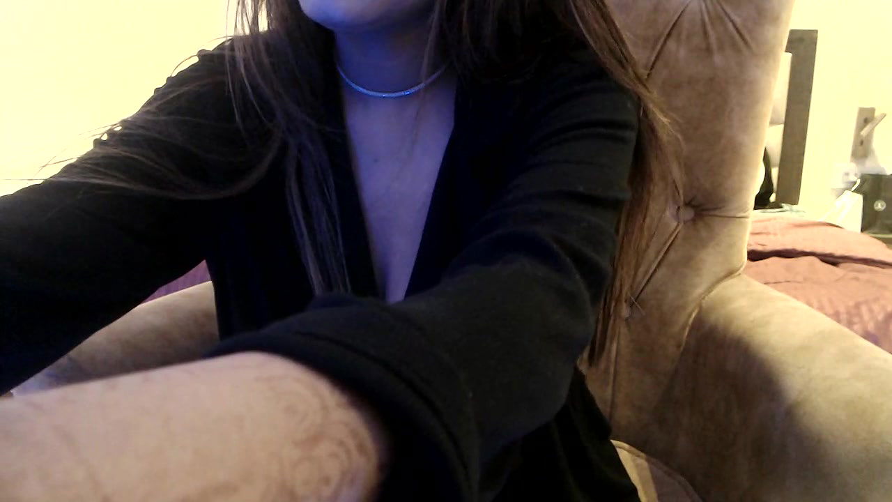 Stripchat-Public.Show-f-chhui_mui-2025.02.12.203142