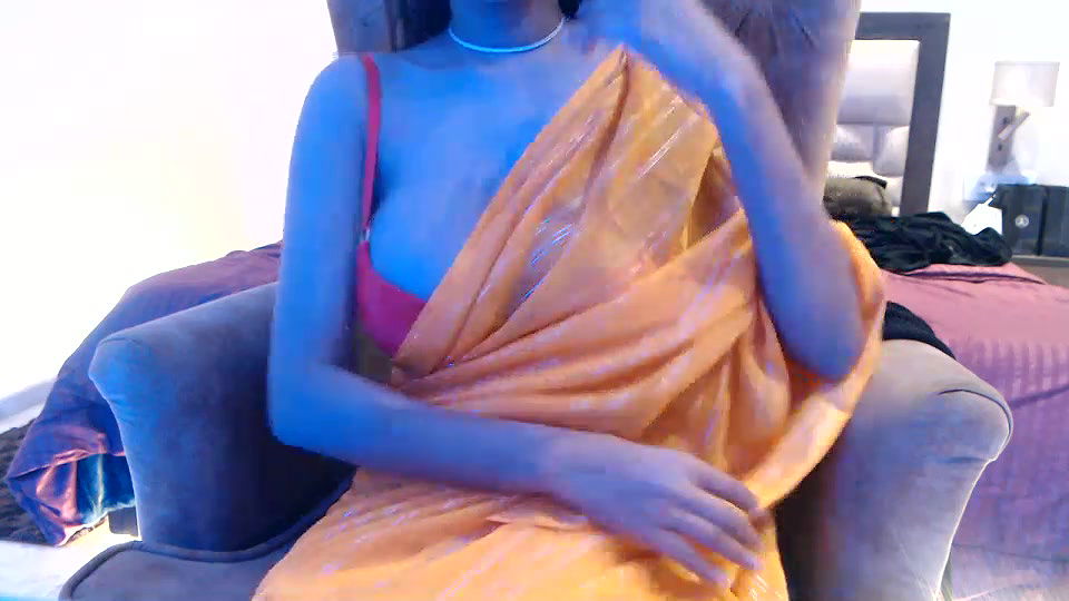 Stripchat-Public.Show-f-chhui_mui-2025.02.13.181409