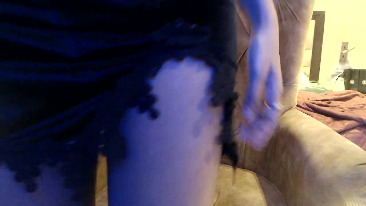 Stripchat-Public.Show-f-chhui_mui-2025.03.03.225730