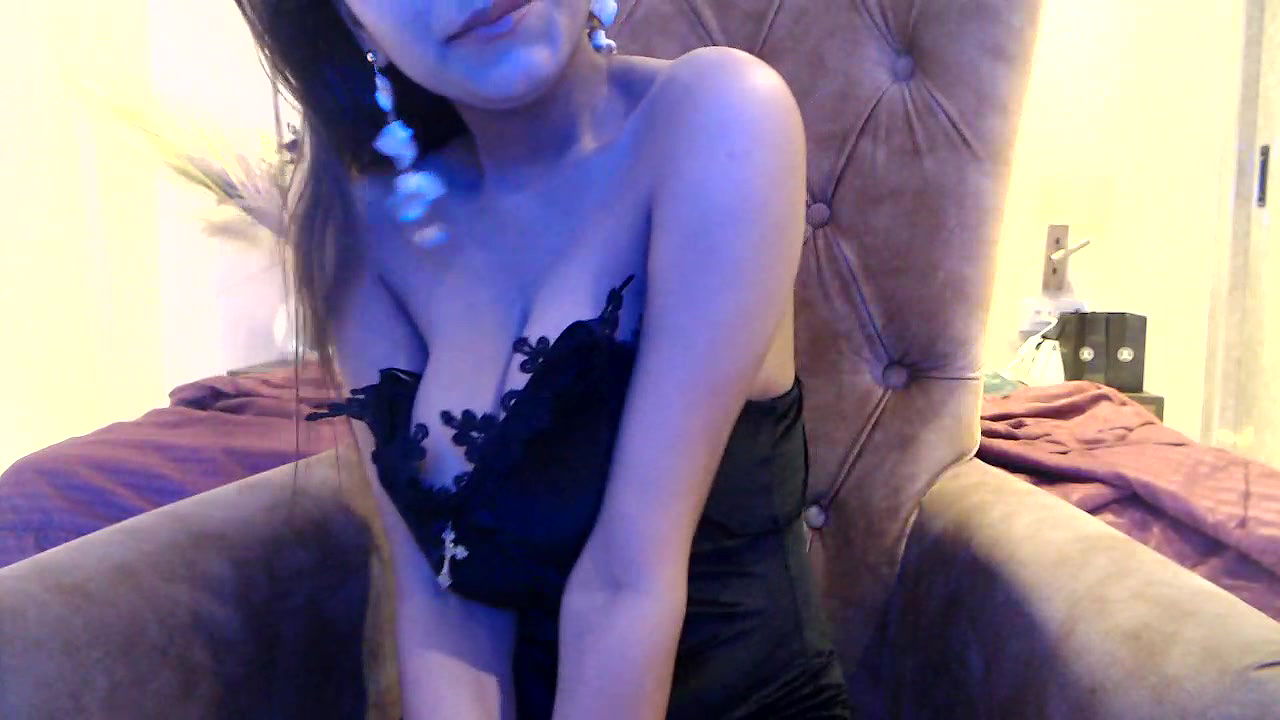 Stripchat-Public.Show-f-chhui_mui-2025.03.03.233617