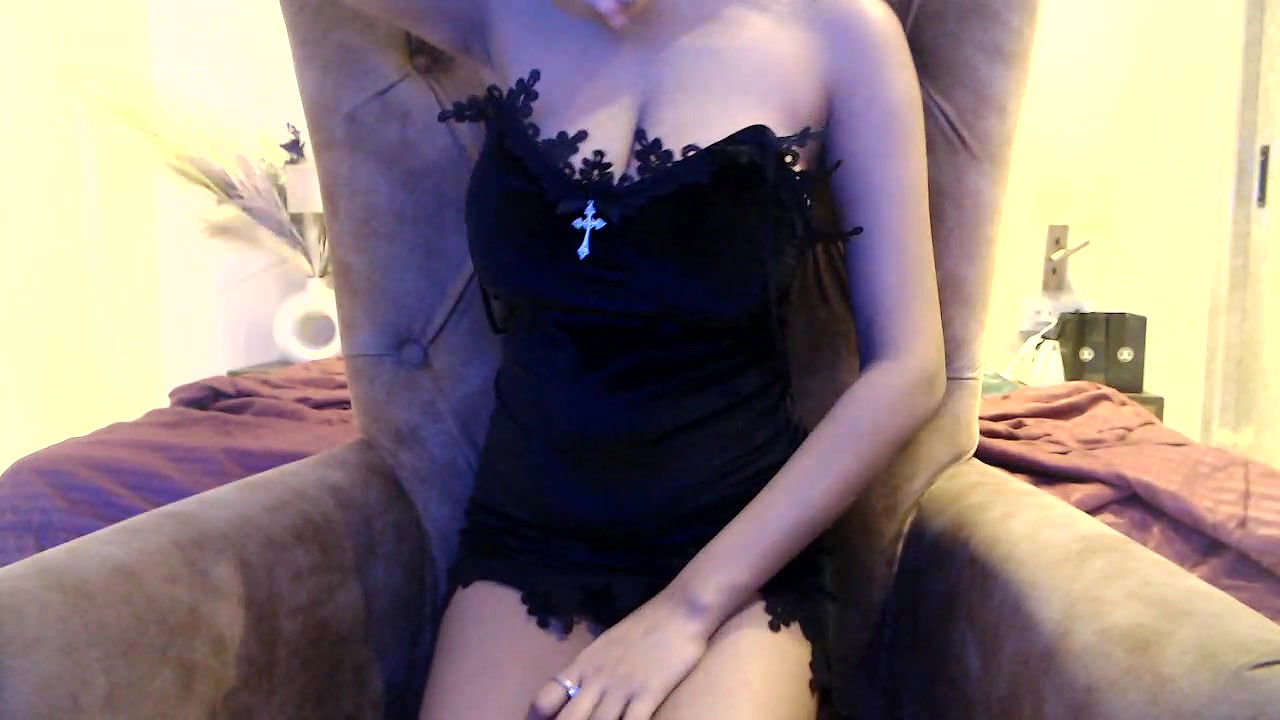 Stripchat-Public.Show-f-chhui_mui-2025.03.03.233617