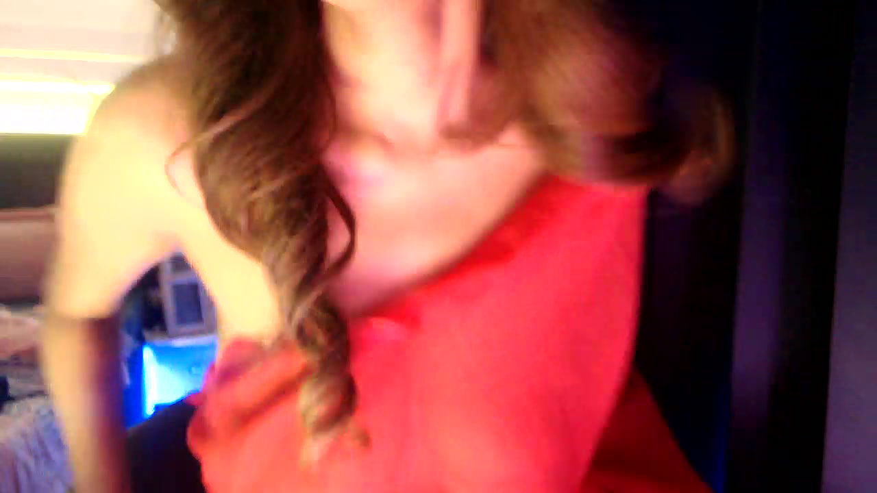 Stripchat-Public.Show-f-chhui_mui-2025.05.13.141228