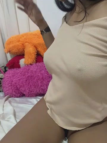 Stripchat-Public.Show-f-Jecy_bee-2025.03.11.045658