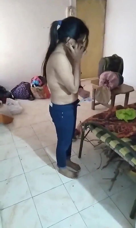 Desi Gf Nude Captured