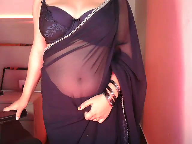 Stripchat-Public.Show-f-SunhariGirl-2025.05.15.190439