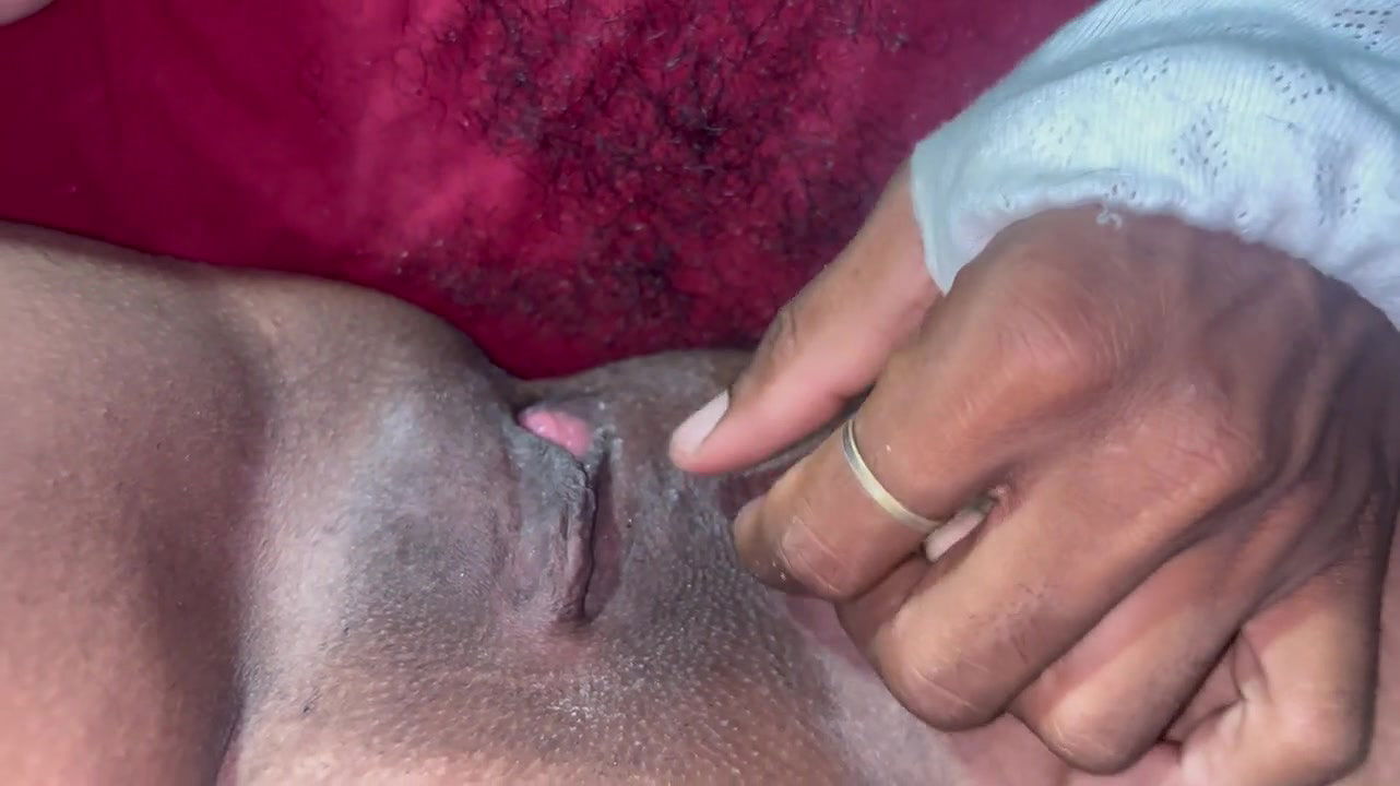 Indian Tamil Aunty Armpit and Pussy Full Cleaning Shaving Video