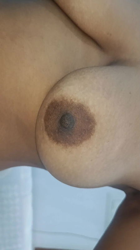 Indian Desi Bhabhi Showing Crempy Pussy