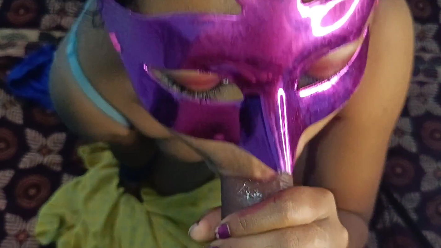 Hot Big Boobs Aunty Giving Best Blowjob