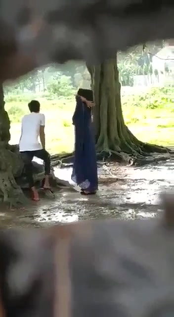 Hijabi Girl Outdoor Fingering By Lover