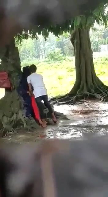 Hijabi Girl Outdoor Fingering By Lover