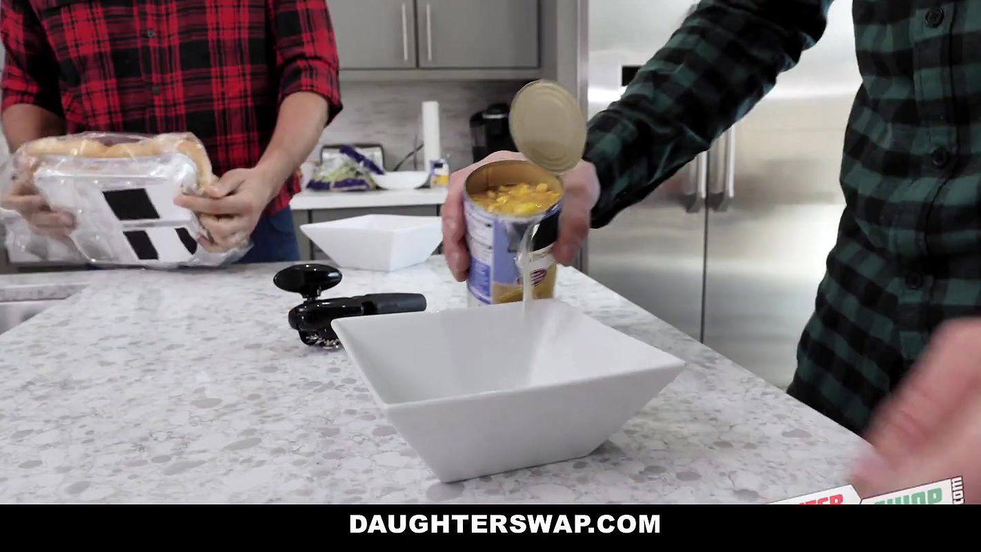 Fucked My Best Friends Dad On Thanksgiving