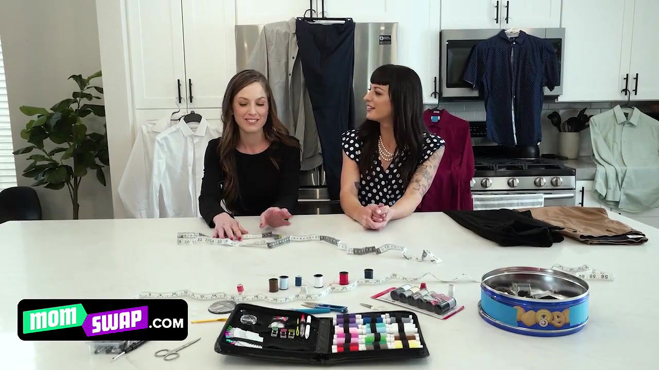 Mom Swap – Sexy Milf Sluts Caught Their Stepsons Watching Porn & Pound Them Hardcore Style