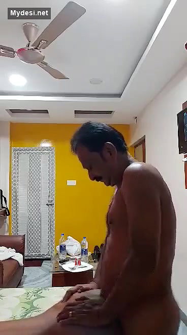 Desi Mature 0ffice Aunty fked hard ny mngr