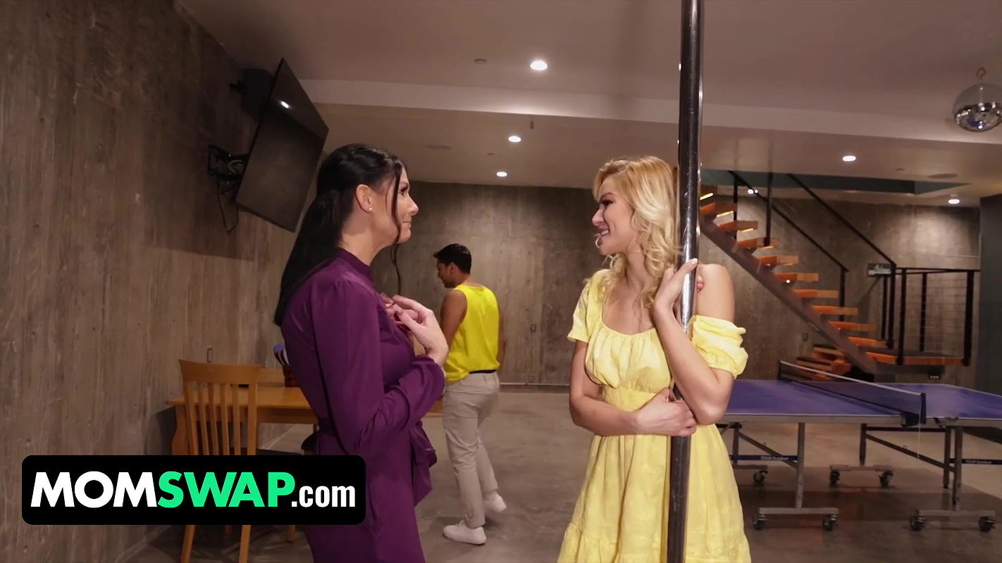 Stepson Isn’t Happy With His Slutty Stepmom, But As Soon He Feels Her Thick Ass, He’s In Love