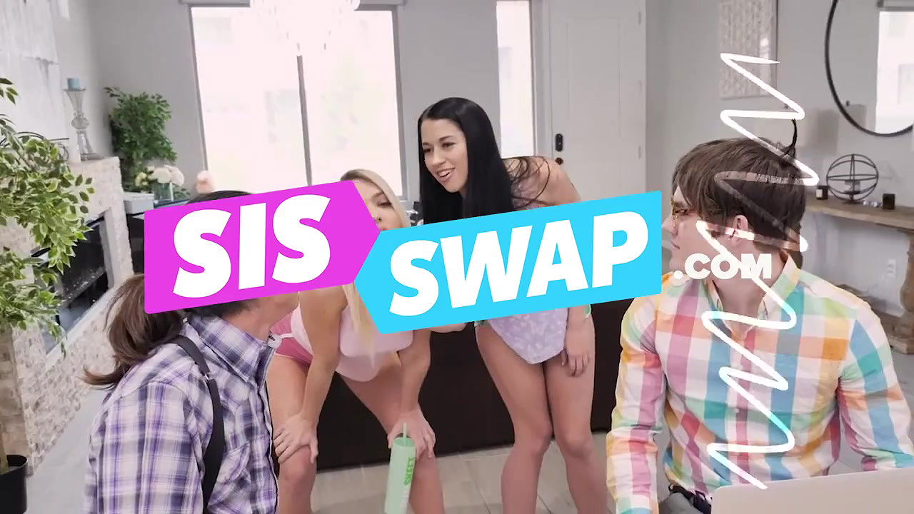 Strict Officers Caught Their Disobedient Step Daughters Making Out On The Couch And Join Them