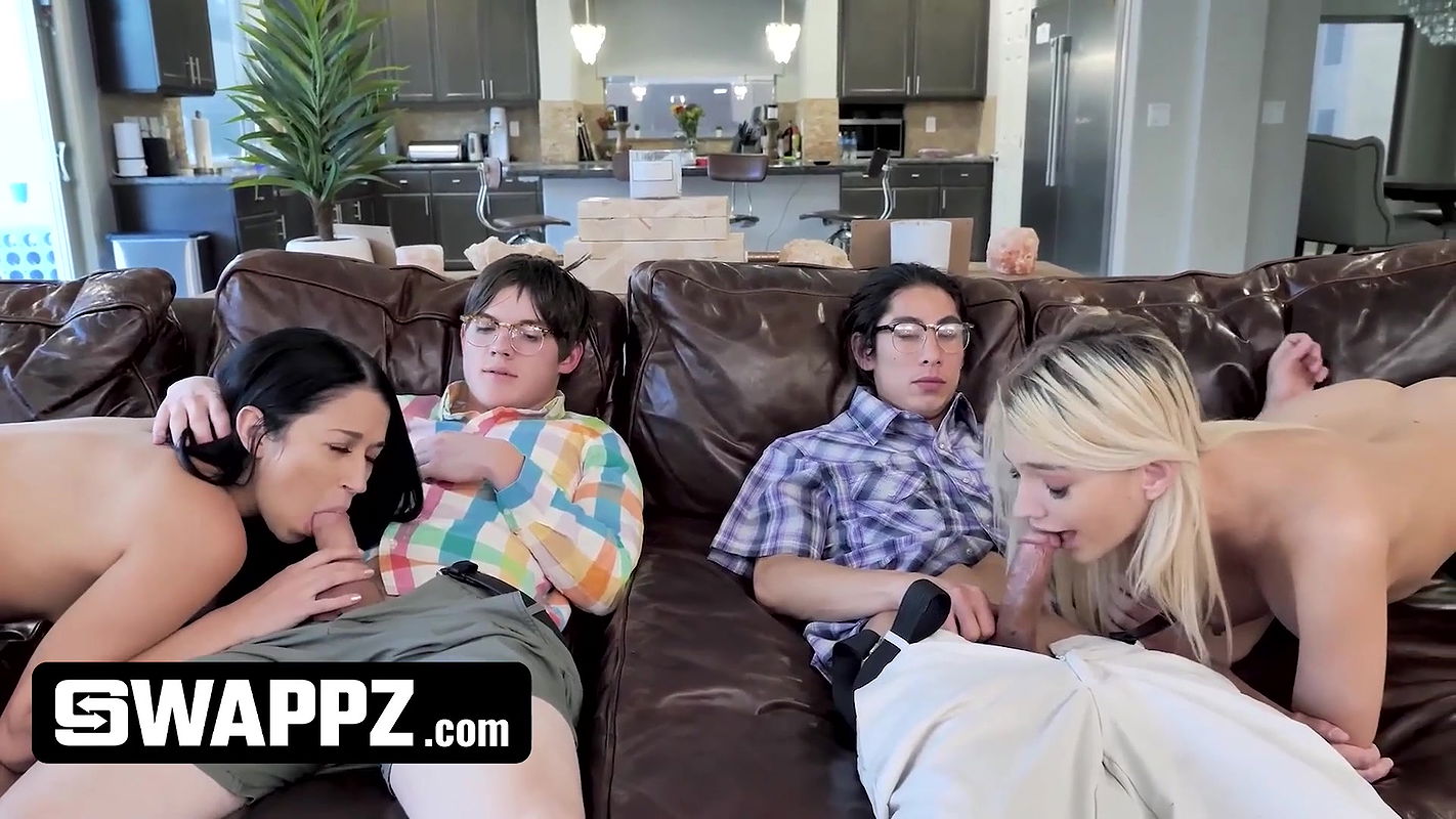 Swappz – Hot Stepsisters Alex Coal and Kenna James Fuck Their Nerdy Stepbros