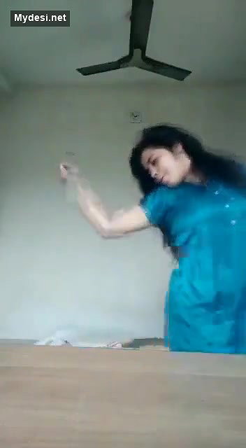 Sonali Banerjee Hot Sexy Dance