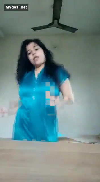Sonali Banerjee Hot Sexy Dance