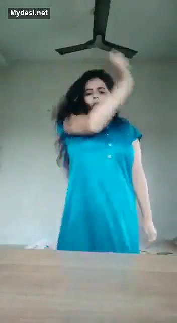 Sonali Banerjee Hot Sexy Dance