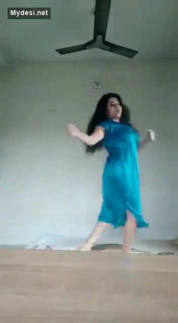 Sonali Banerjee Hot Sexy Dance