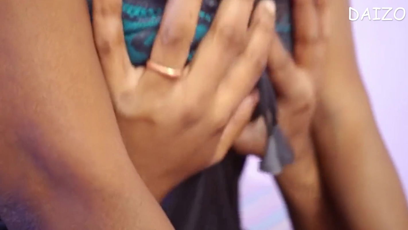 Hot Bhabi gettubg fucked by Dewar