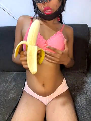 Stripchat-Public.Show-c-Little__Zara-2024.06.28.180618