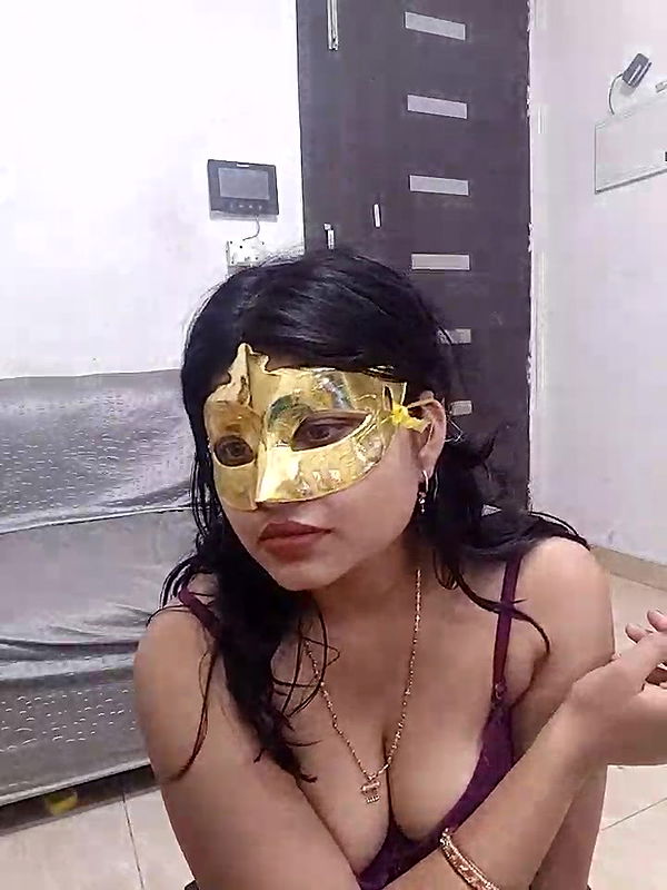 Stripchat-Public.Show-c-mahi69a-2025.03.20.194342