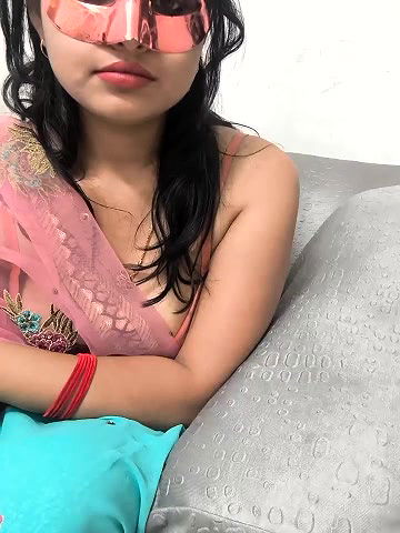 Stripchat-Public.Show-c-mahi69a-2025.04.01.173446