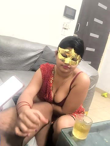 Stripchat-Public.Show-c-mahi69a-2025.04.14.174019