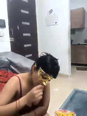 Stripchat-Public.Show-c-mahi69a-2025.04.14.181757