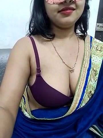 Stripchat-Public.Show-c-mahi69a-2025.04.15.180923