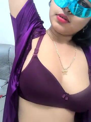 Stripchat-Public.Show-c-mahi69a-2025.04.17.184504