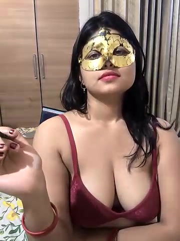 Stripchat-Public.Show-c-mahi69a-2025.04.30.175606